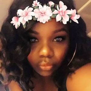 Meet your Posher, Jasmine